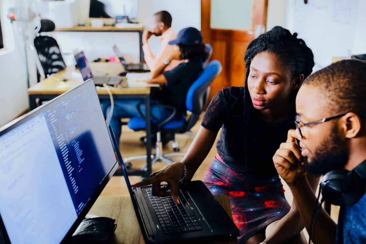 Finding a Mentor in the Community: Why It’s Important and How to Make It Happen. 